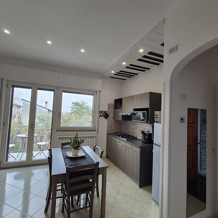 Jazz & Blues Apartments Near " Sentiero Degli Dei " Аджерола Номер фото